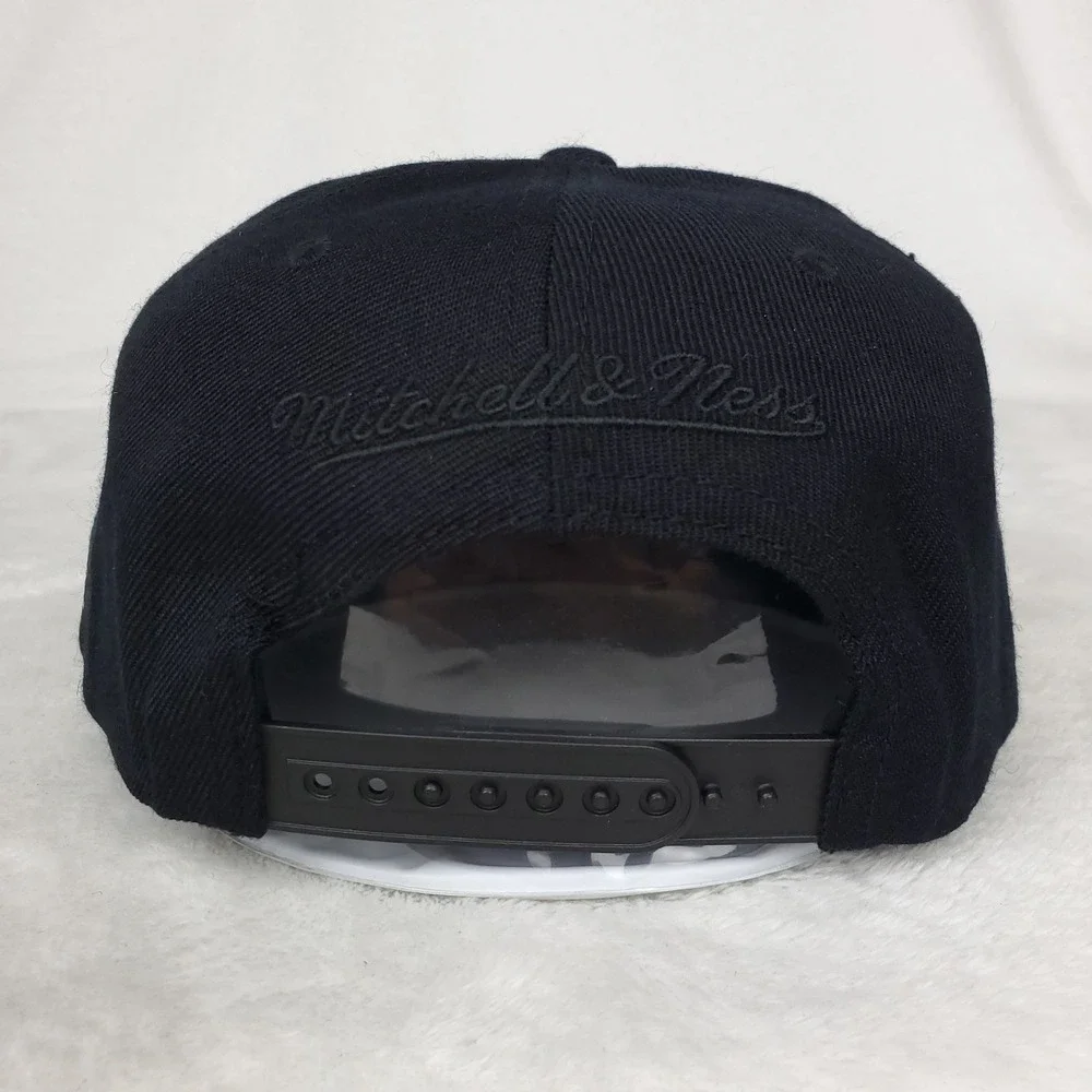 Florida Mutineers Call of Duty Mitchell & Ness Snapback Hat Cap 3D Logo NWT‎